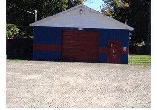 1050 Main St, Dickson City, PA 18519