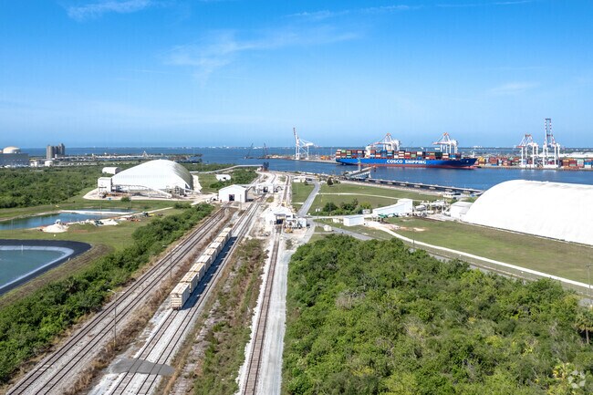 The CSX Rockport Yard is a major hub just west of Palm River-Clair Mel, and offers employment opportunities for residents.