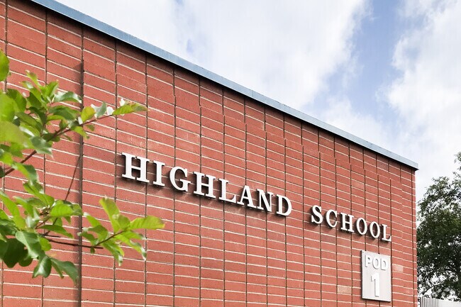 Highland Elementary School belongs to the NorcoCorona Unified School District.
