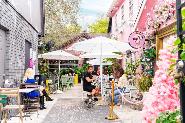 Windward has a vibrant, eclectic mix of cafes, restaurants, and retail.