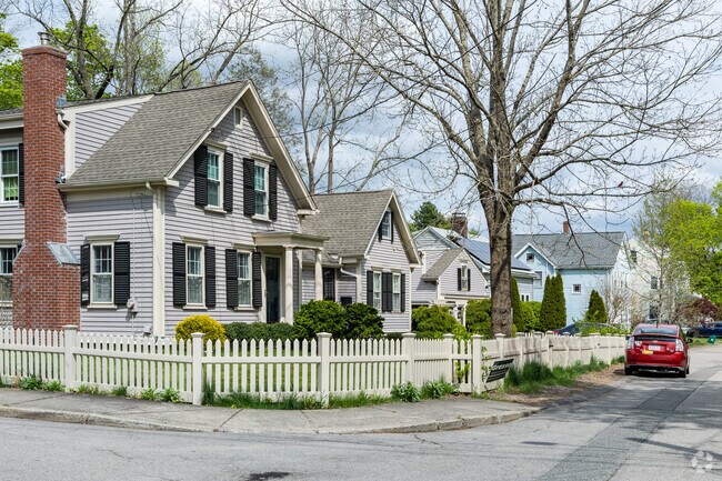 Colonial style homes can be found along the streets surrounding downtown Sharon.