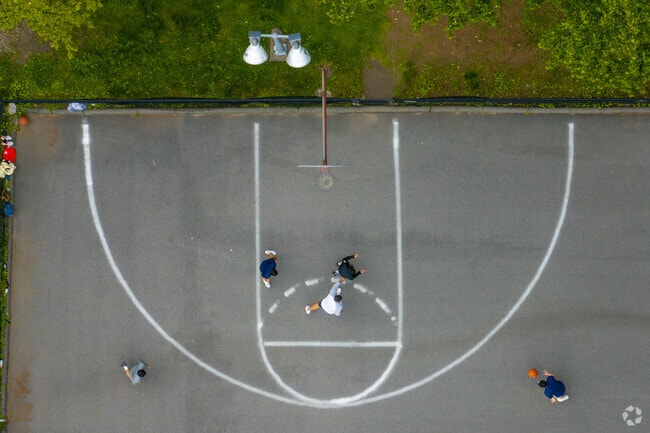 Putnam Valley Town Park has multiple basketball courts to play on.
