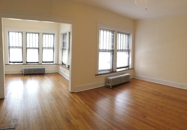 Ardmore Winthrop Properties- 5752-58 N Winthrop Ave., Chicago, IL 60660 - photo 3