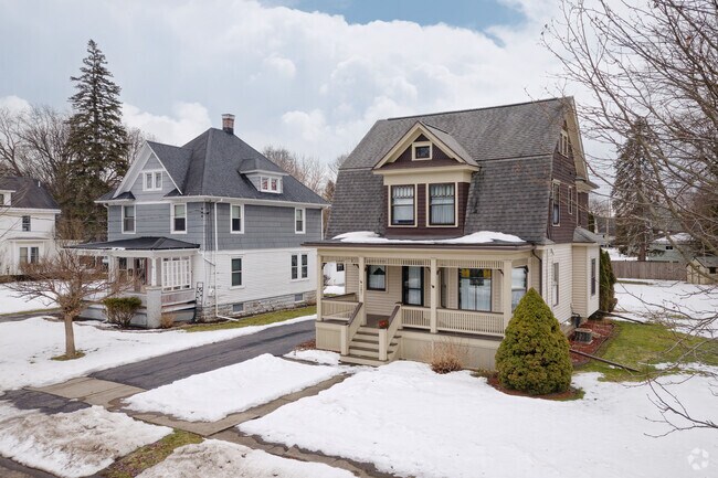 Colonial-inspired homes are the dominant style in Newark and houses typically stay on the market for three weeks.