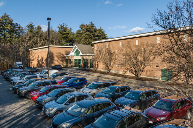 Hale Middle School in Stow received an overall rating of A- from Niche.