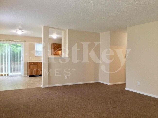 4122 Congaree Dr, Indianapolis, IN 46235 - photo 5