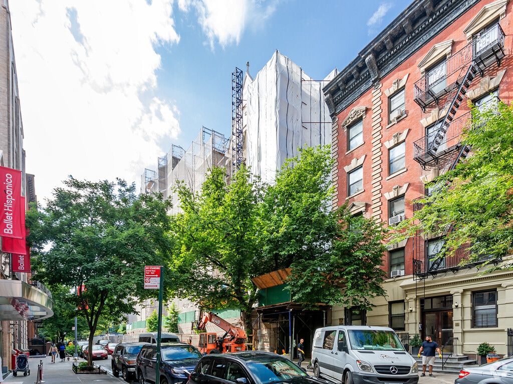 PS 166 Richard Rogers School is close to multiple parks so students have easy access to fun.