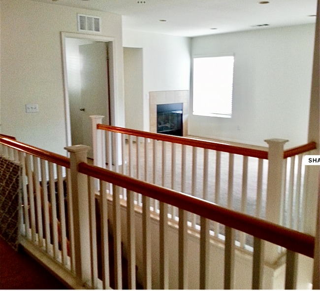 13265 La Crescenta Ave, Oak Hills, CA 92344 - photo 3