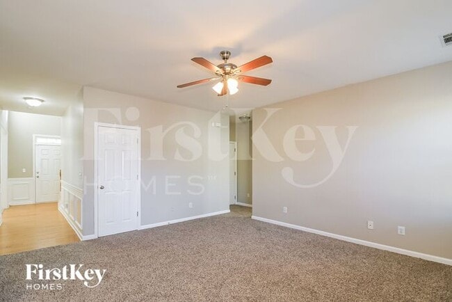 7286 Basalt Dr, Union City, GA 30291 - photo 4
