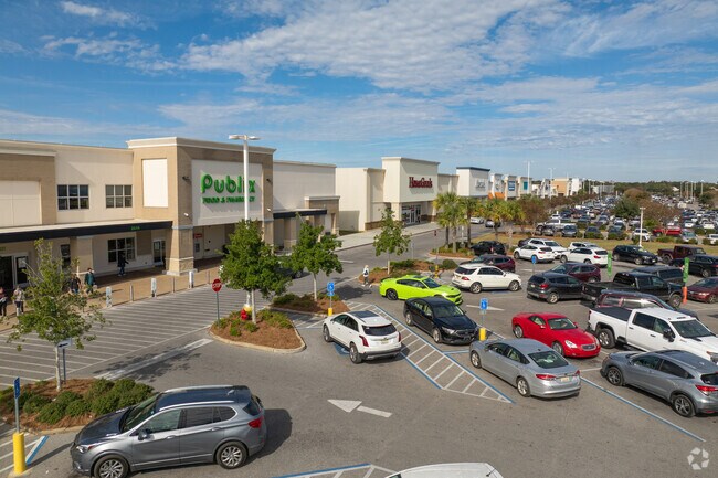 Foley has the shopping and dining spots for residents all around.