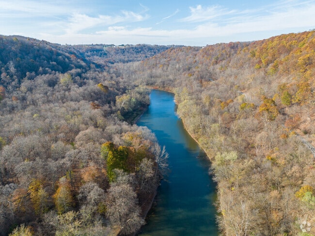 Go kayaking or canoeing at Lock 57 Community Park in Ohioville.
