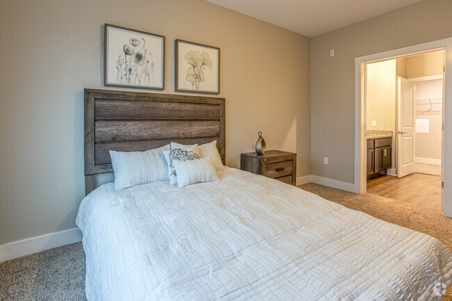 2BR, 2BA - Ruby - Bedroom