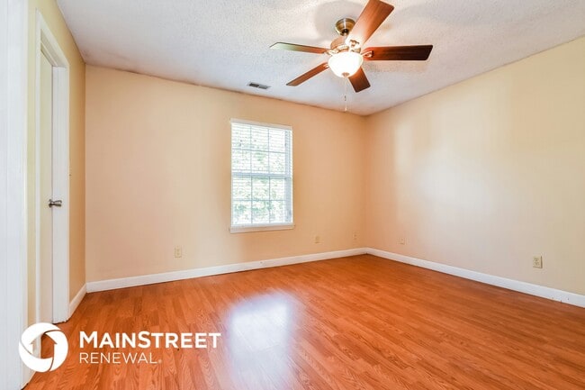 5378 Milhouse Rd, Indianapolis, IN 46221 - photo 7