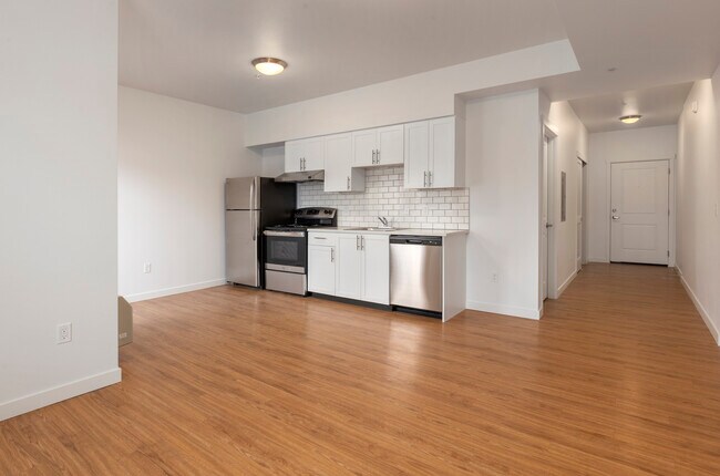 L39 Group, Portland, OR 97203 - photo 2