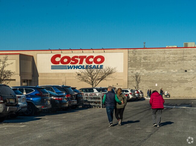 Costco and a variety of other big retailers are nearby to Whippany.