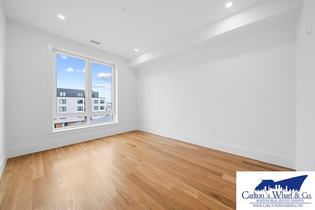 218 Old Colony Ave unit 307, Boston, MA 02127 - photo 5