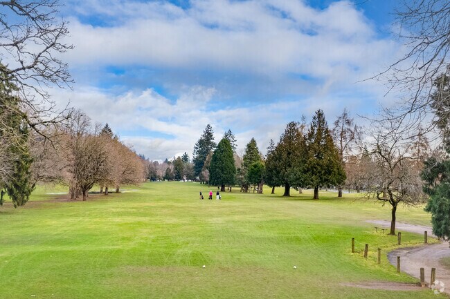 Golfers enjoy Rose City Golf Club Greens vast open field in Madison South.