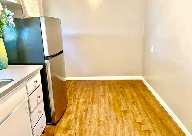 1114 Stannage Ave, Albany, CA 94706 - photo 6