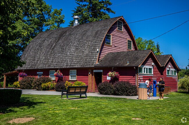 Walk a network of nature trails or start your journey along the 3.4-mile Jennings Loop Walk.