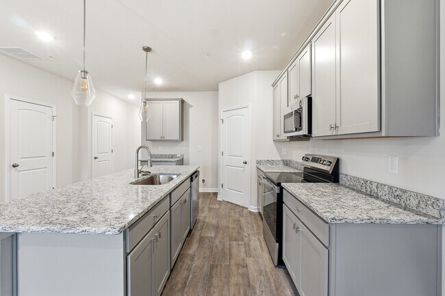 8363 Columbia Ct, Palmetto, GA 30268 - photo 5