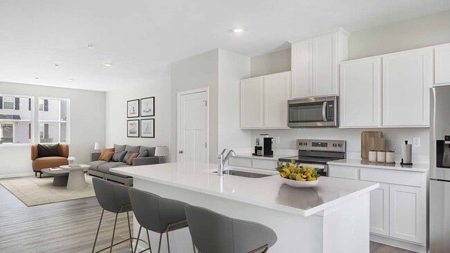 777 Mulligan Ct, Maidsville, WV 26541 - photo 2