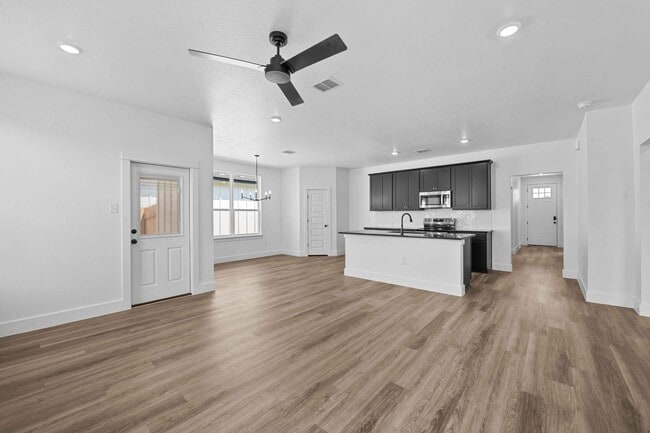 1050 Lexington Dr, Copperas Cove, TX 76522 - photo 2