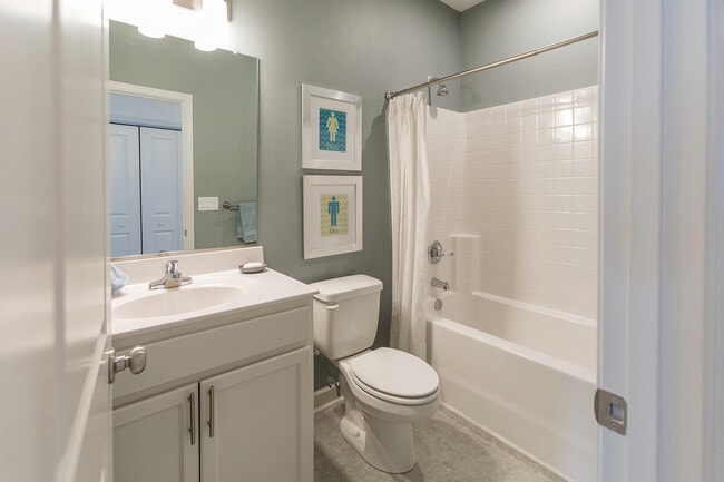 105 Serene Rd unit 101, Suffolk, VA 23435 - photo 6