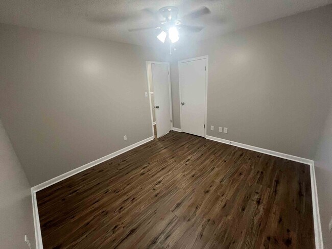 512 Blaine Dr SW, Decatur, AL 35603 - photo 4