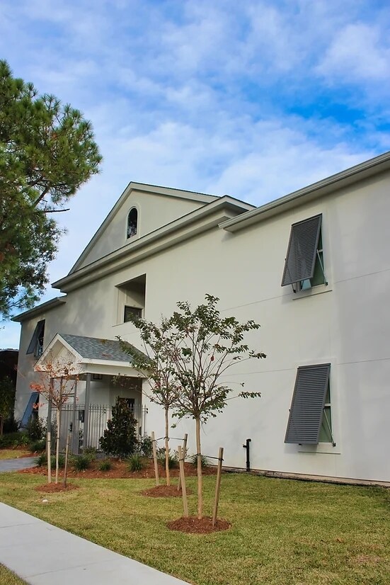 Avenue Walk Apartments, Metairie, LA 70005 - photo 1