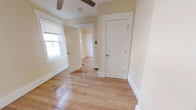 219 Holland St unit 1, Somerville, MA 02144 - photo 5