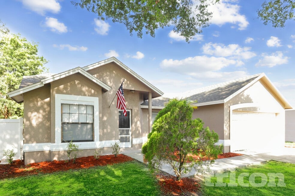 714 49th St E, Bradenton, FL 34208 - photo 1