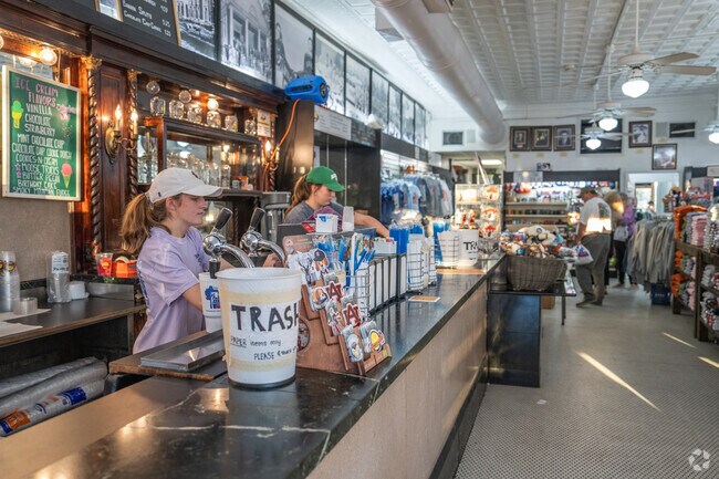 Residents, students, and tourists head to Toomer's Drugs in Auburn for their famous lemonade.