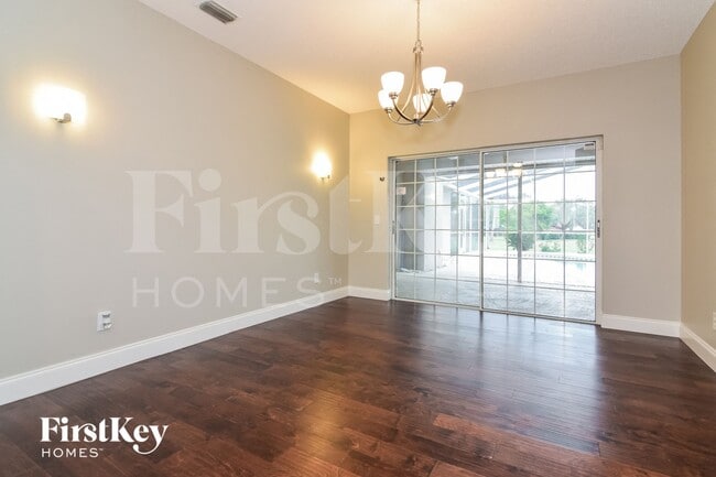 2612 Crestfield Dr, Valrico, FL 33596 - photo 4