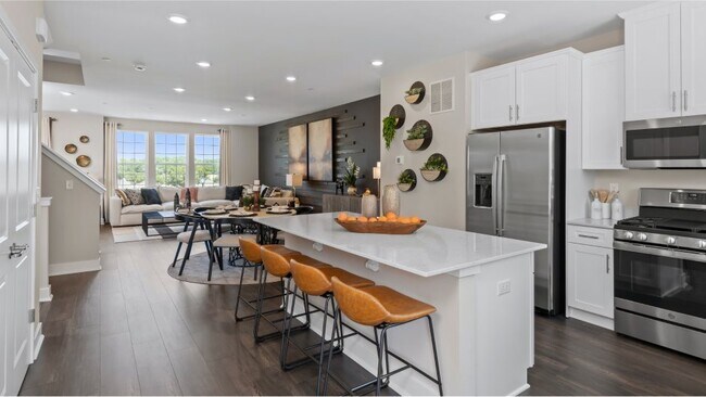 12 Primrose Ct, Manalapan, NJ 07726 - photo 4