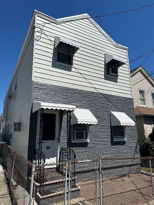 22 Rutgers St Unit 2R, Belleville, NJ 07109