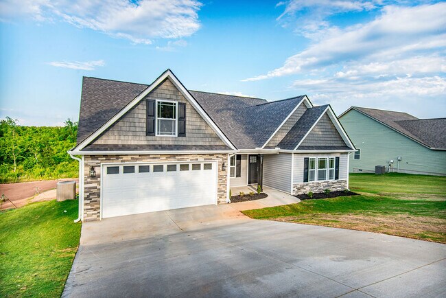 1045 Holly Springs Church Rd unit 36725403, Inman, SC 29349 - photo 3