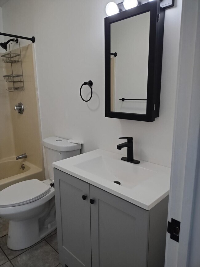 7-9 Irene St, Lewiston, ME 04240 - photo 2