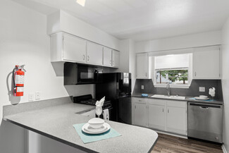 601 W Orchard Ln, Carlsbad, NM 88220