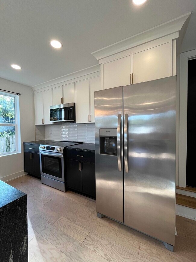 1212 Frankie Alley, Nashville, TN 37211 - photo 4