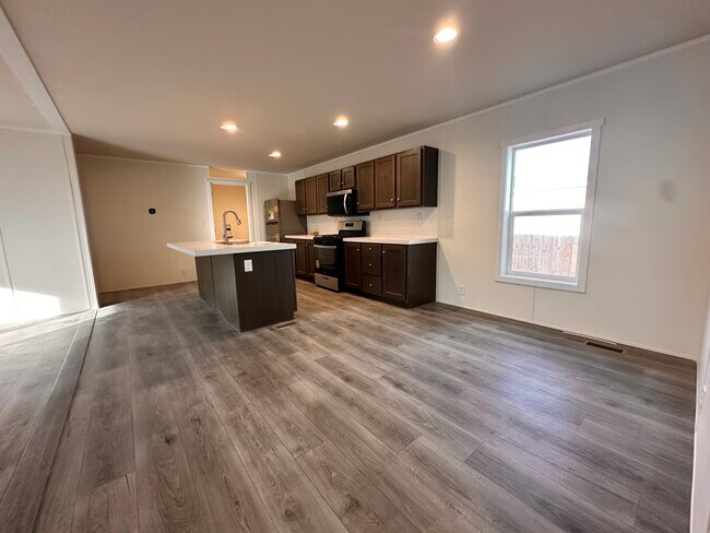 8 Bing St N, Billings, MT 59105 - photo 6