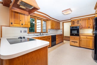 171 Silver St, North Granby, CT 06060