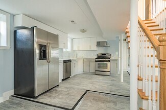 98 Elm St Unit 1, Somerville, MA 02144