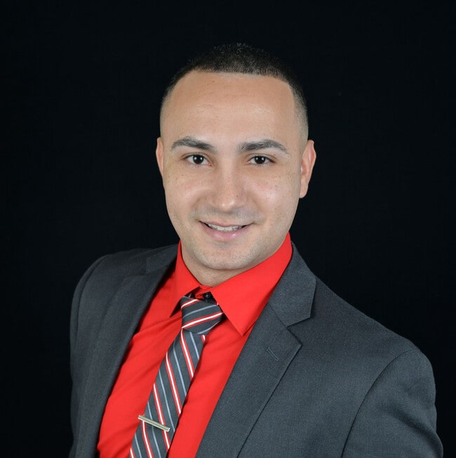 Agent Photo