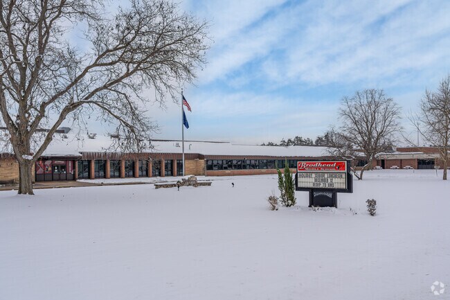 Brodhead Middle School is a public 6-8th grade school in Brodhead, WI.