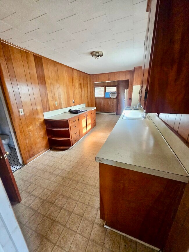 204 S West St unit 2, Wilkesboro, NC 28697 - photo 7