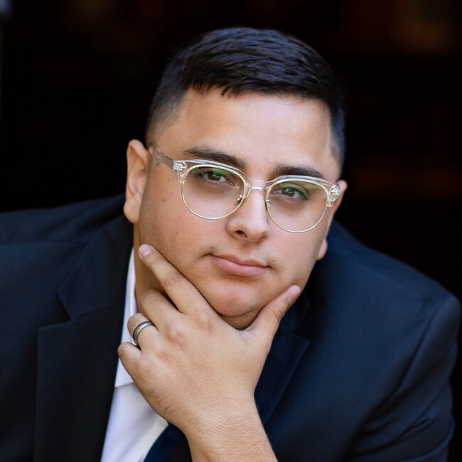 Agent Photo