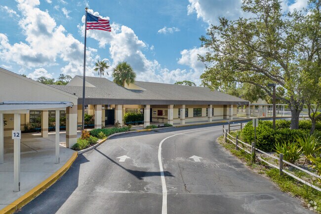 Three Oaks Elementary School in Estero is an above average ranking school in testing scores in the City of Estero.