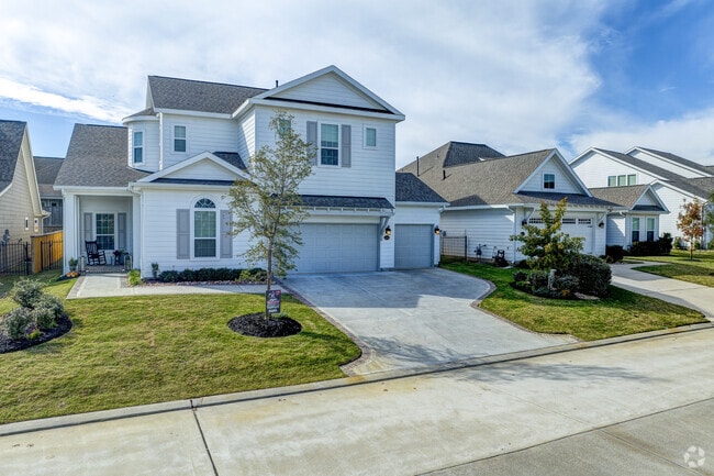 College Park boasts many architectural styles, from traditional to modern.