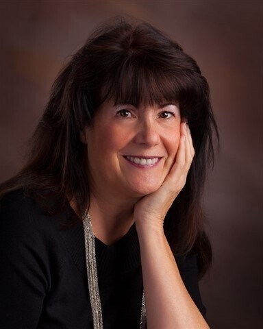 Betsy Levesque