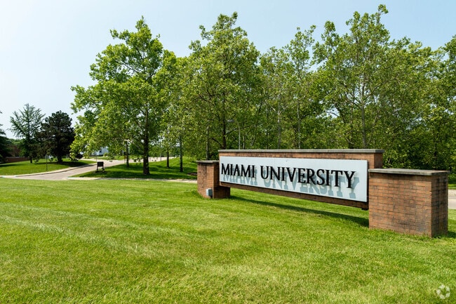 The Middletown campus of Miami University of Ohio is located near the Prospect neighborhood.